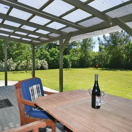 3 Bedroom Amazing In Rodby Casa vacanze *