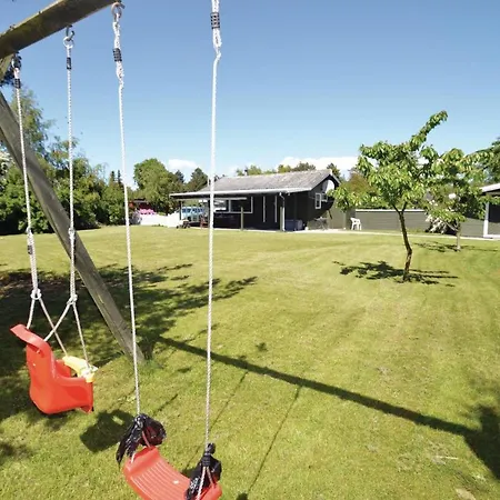 3 Bedroom Amazing In Rodby Kramnitse
