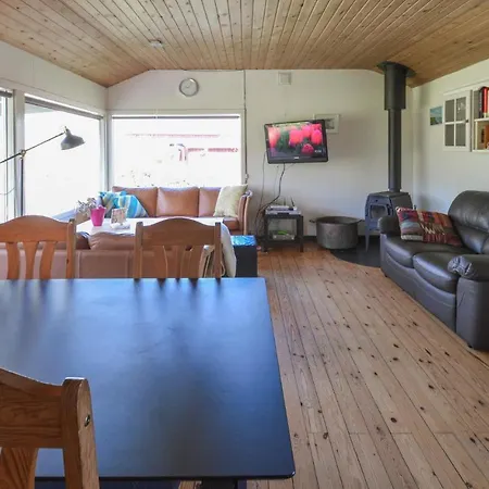 3 Bedroom Amazing In Rodby Kramnitse